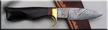KAD002-dam-hunter-button.jpg